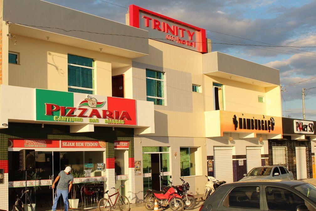 Trinity Hotel Simão Dias Exterior foto